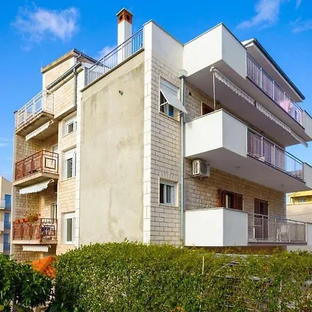 Apartment With A Parking Space - 22800 *
