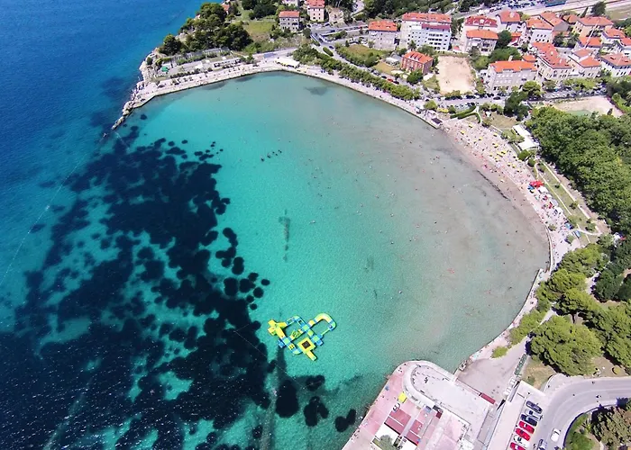Daire With A Parking Space - 22800 Split