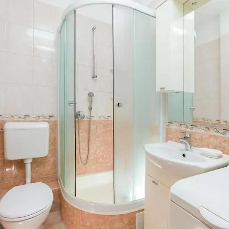 With A Parking Space - 22800 Split